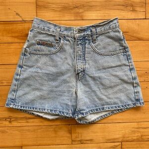 💙 EUC Y2K Hollywood The Denim High-Waisted Jean Shorts - Size 27